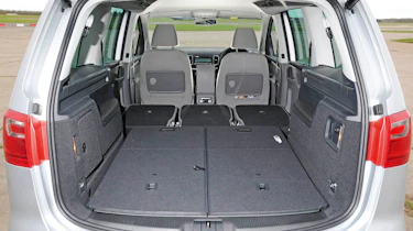 SEAT Alhambra 2.0 TDI SE 14 boot