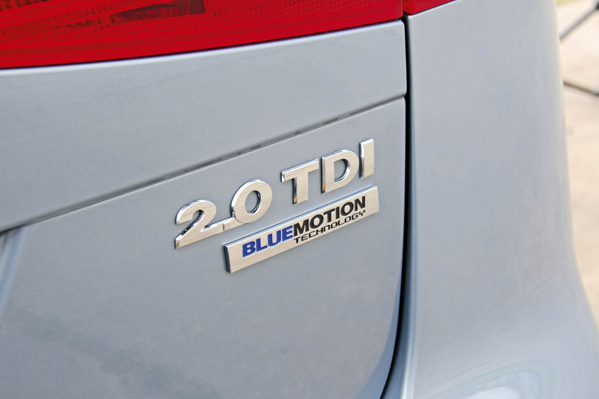 Volkswagen Sharan 2.0 TDI SE 140 badge