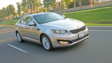 Kia Optima front track