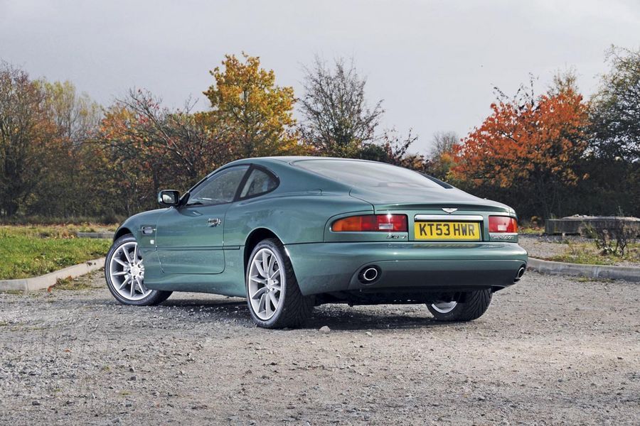 Aston Martin DB7