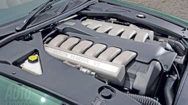 Aston Martin DB7
