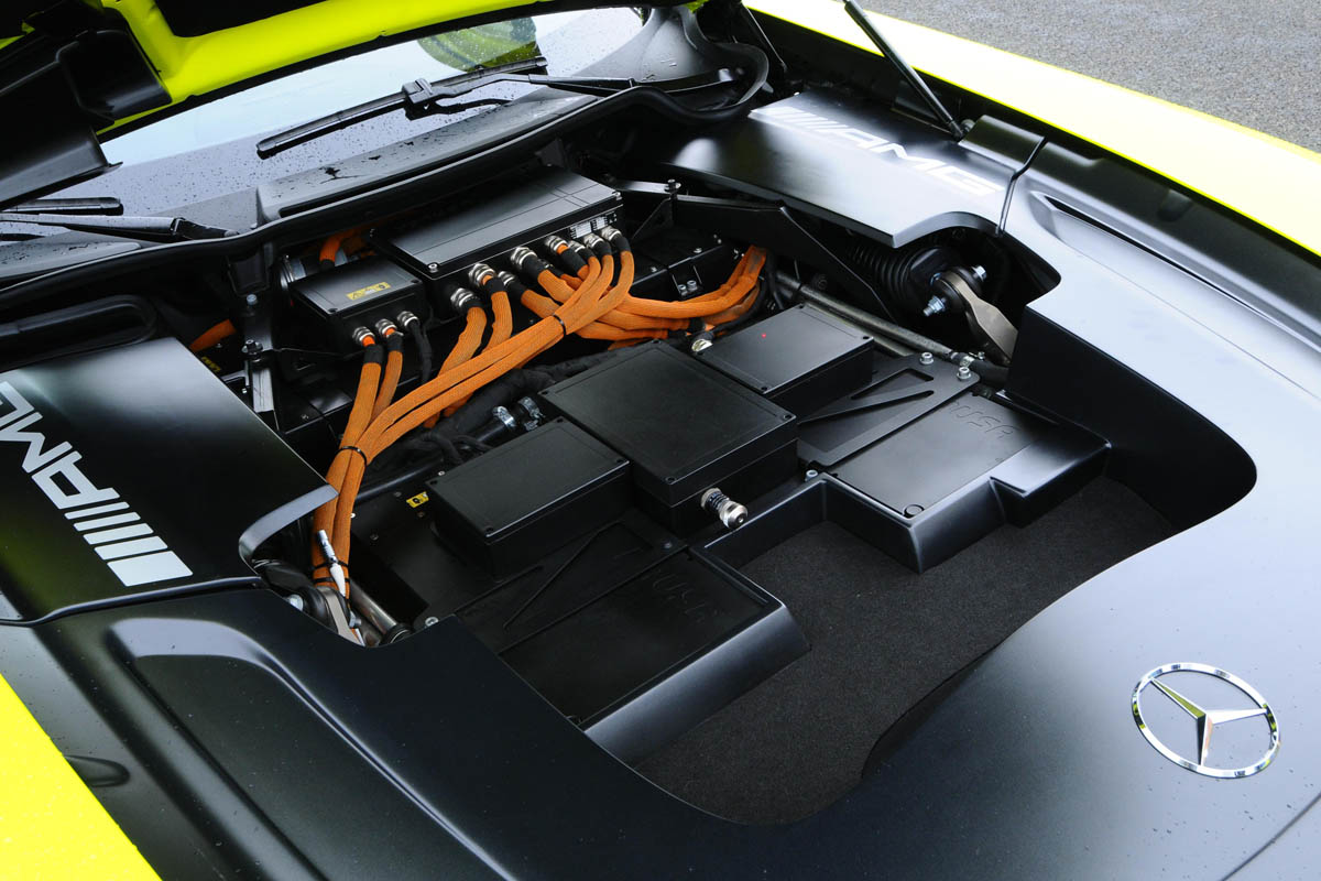Mercedes SLS AMG E-cell