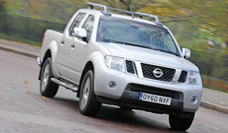 Nissan Navara V6