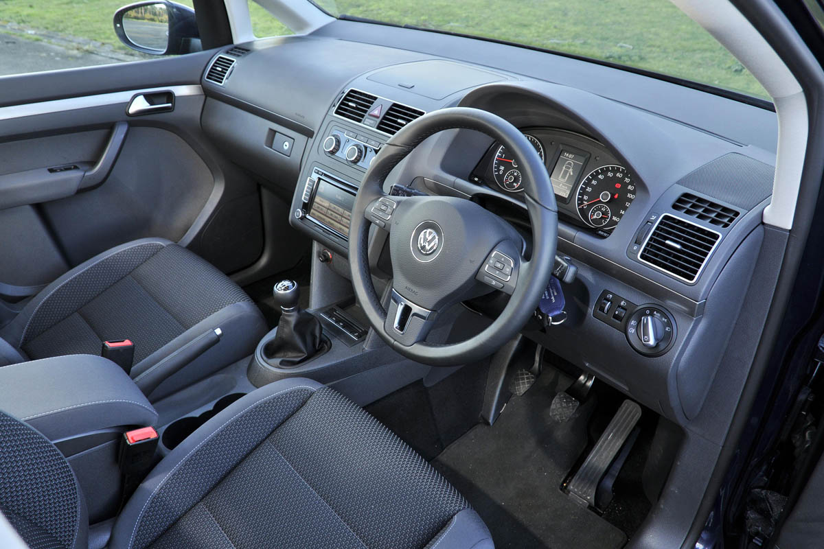 Volkswagen Touran SE