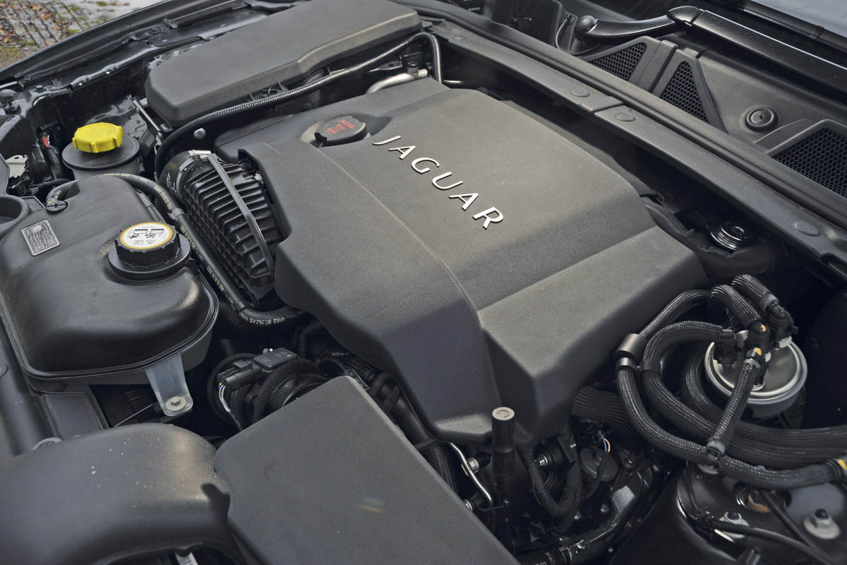 Jaguar XF