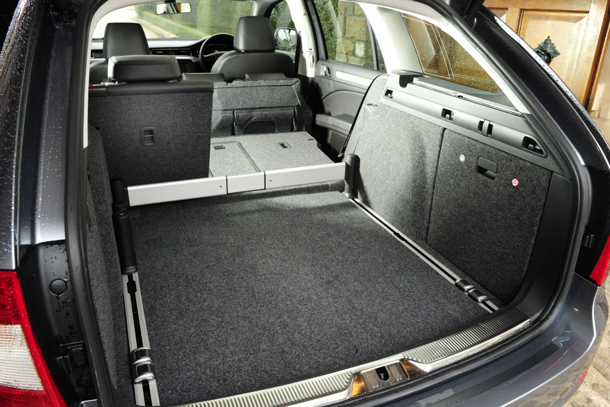 Skoda Superb Estate 4x4 boot