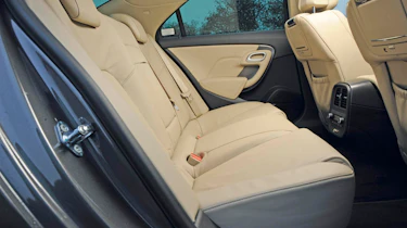 Saab 9-5 Aero back seats