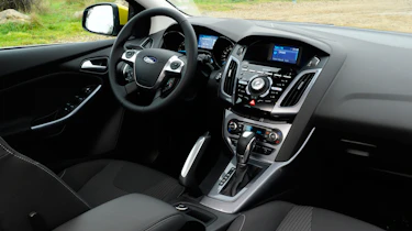 Ford Focus 2.0 TDCi diesel interior