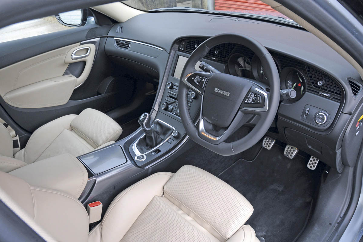 Saab 9-5 TTiD interior
