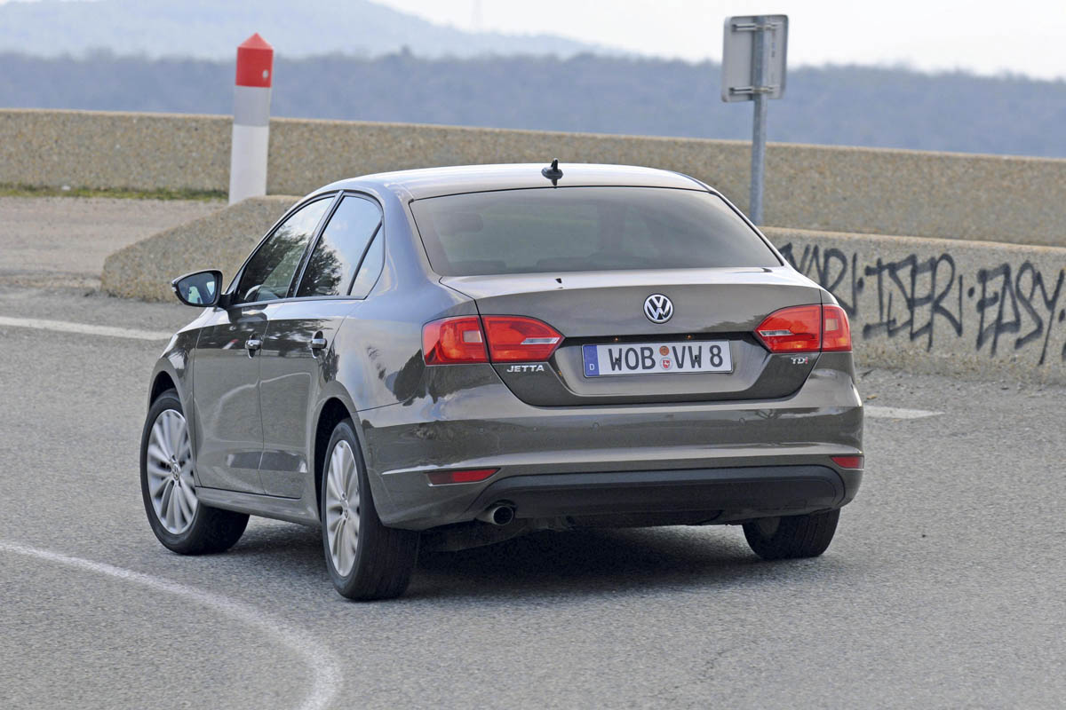 Volkswagen Jetta corner