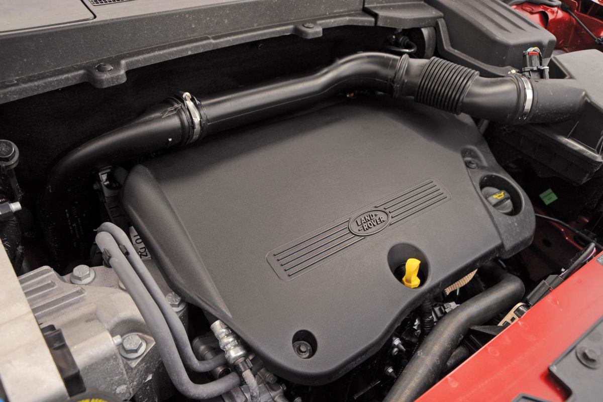 Land Rover Freelander eD4 engine