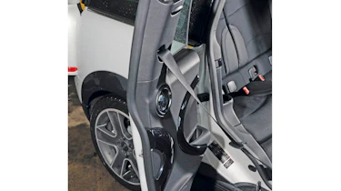 MINI Clubman Cooper D door