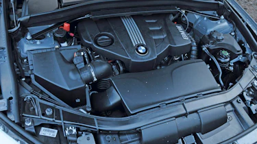 BMW X1 18d SE engine