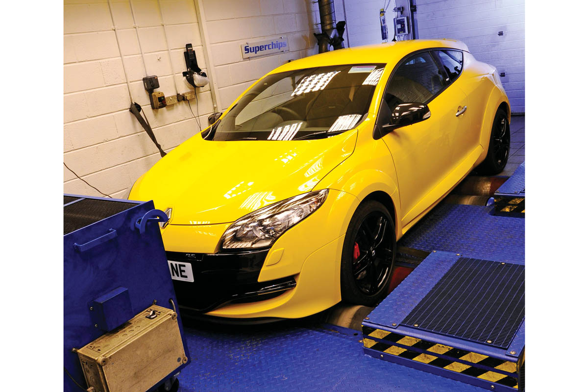 Superchips Renaultsport Megan rolling road