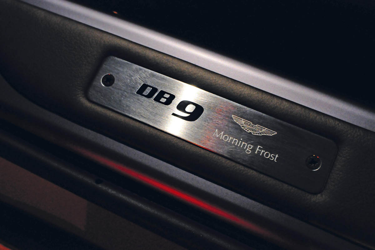 Aston DB9 Volante Morning Frost badge