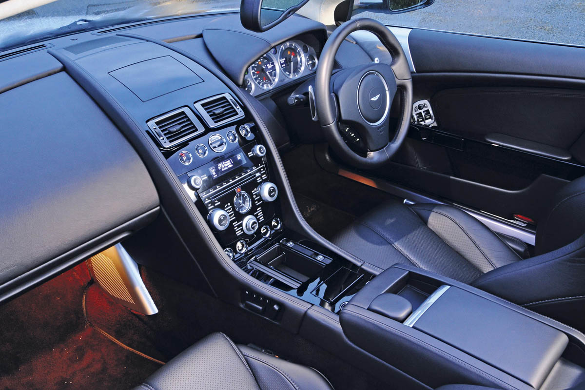 Aston DB9 Volante Morning Frost