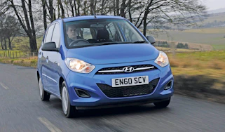 Hyundai i10 Blue front