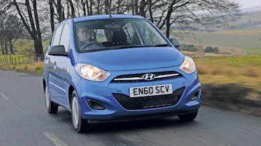 Hyundai i10 Blue front