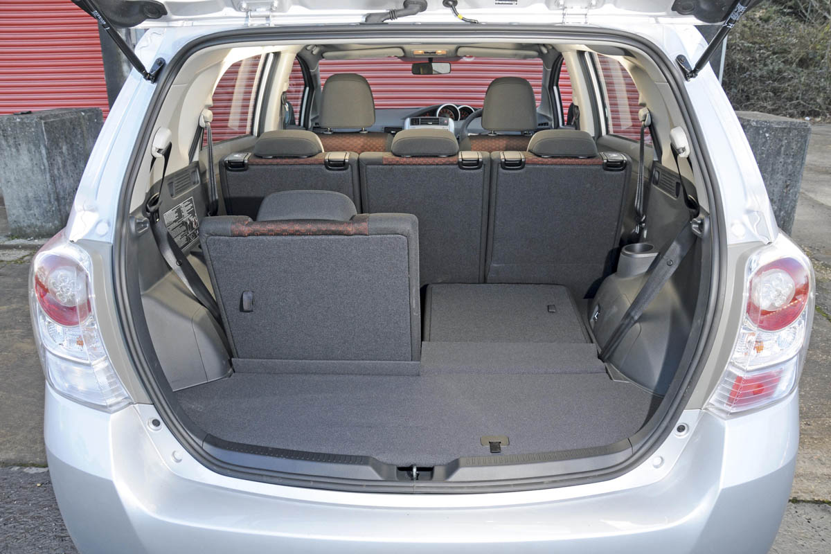 Toyota Verso boot