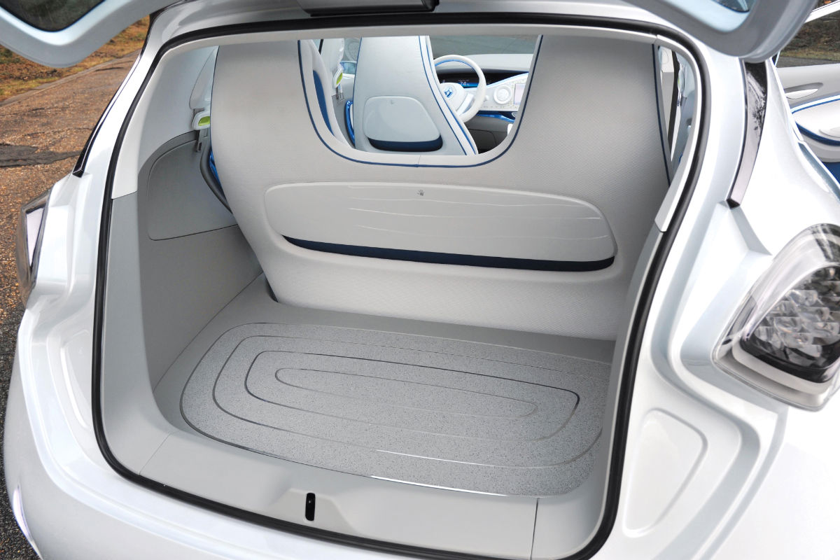 Renault ZOE preview - boot