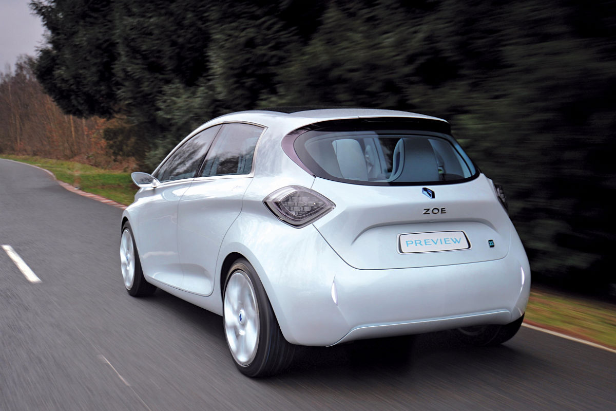 Renault ZOE preview tracking