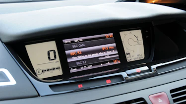 Citroen Grand C4 Picasso dials