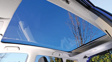 Toyota Verso-S sunroof