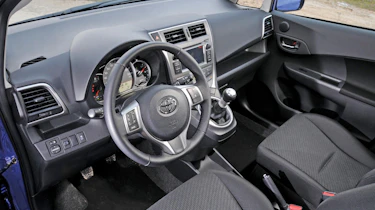 Toyota Verso-S interior