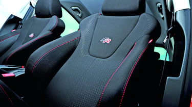 Seat Leon FR TDI sports seats
