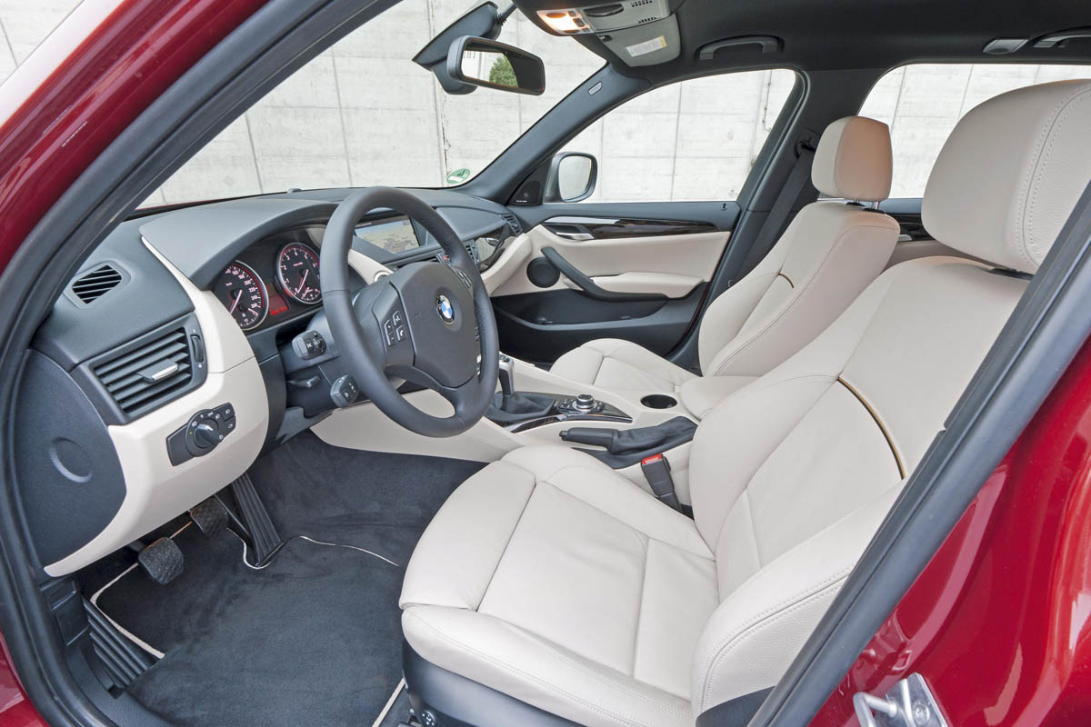 BMW X1 xDrive28i cabin