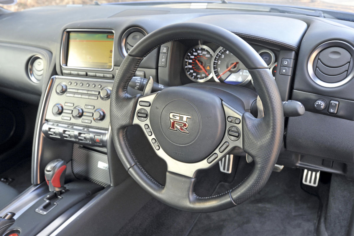 Nissan GT-R 2011 interior