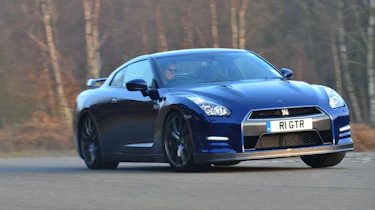 Nissan GT-R 2011 cornering