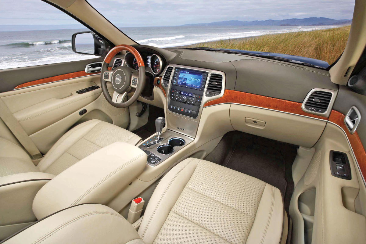 Jeep Grand Cherokee interior