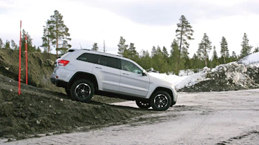 Jeep Grand Cherokee off-road