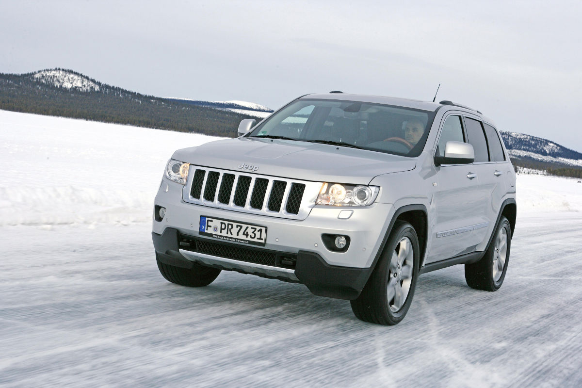 Jeep Grand Cherokee front
