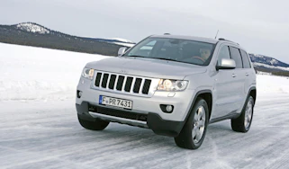 Jeep Grand Cherokee front