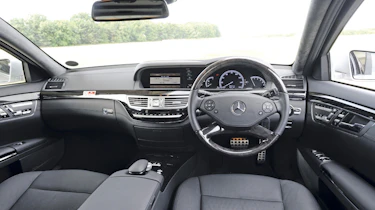 Mercedes S350 interior