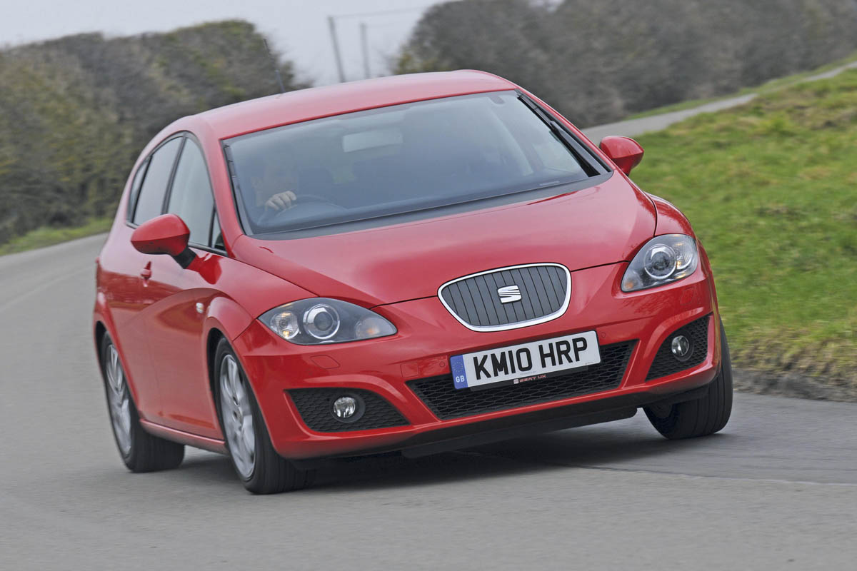 SEAT Leon Ecomotive corner