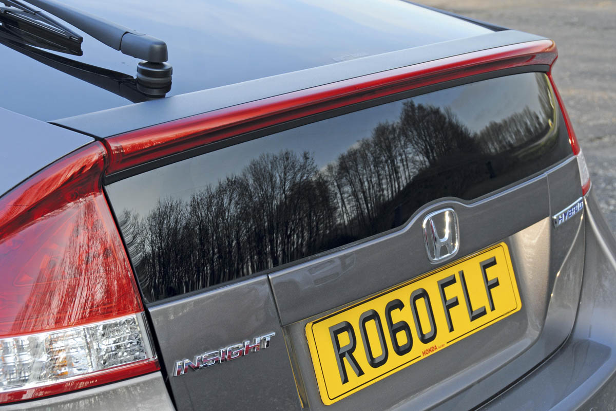 Honda Insight spoiler