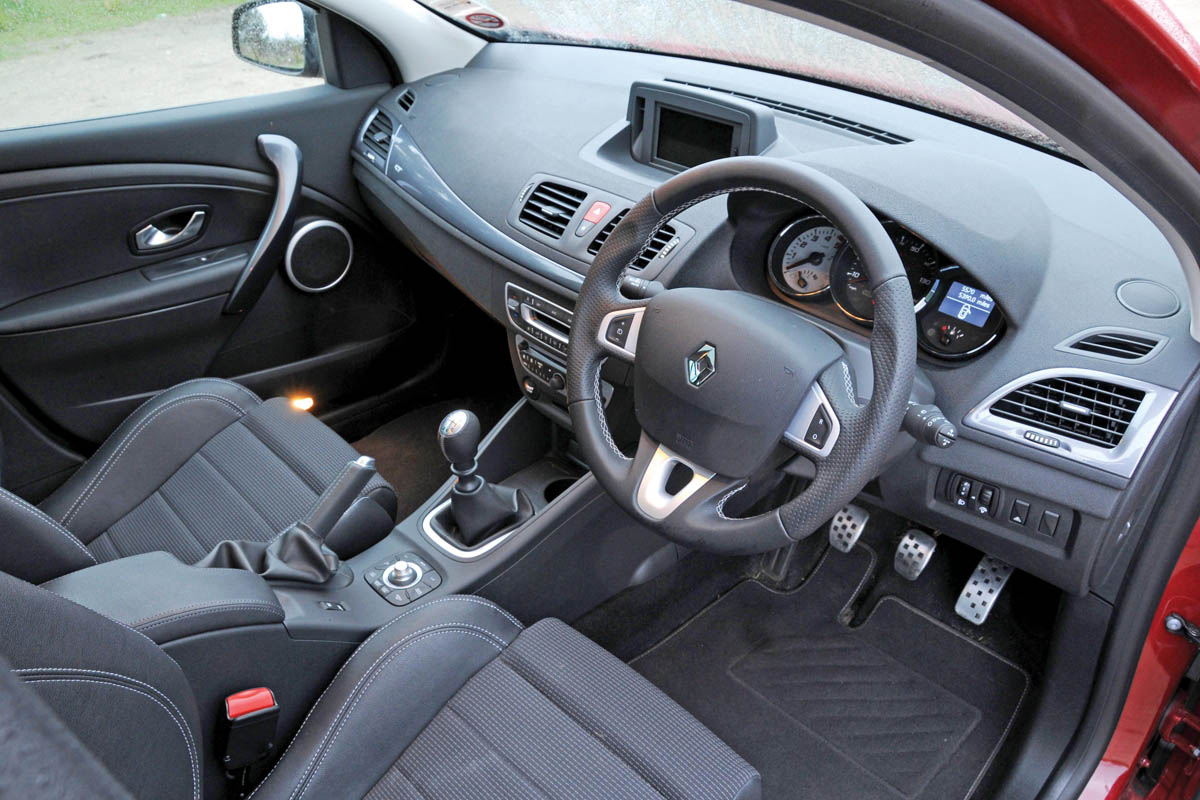 Renault Megane ST interior