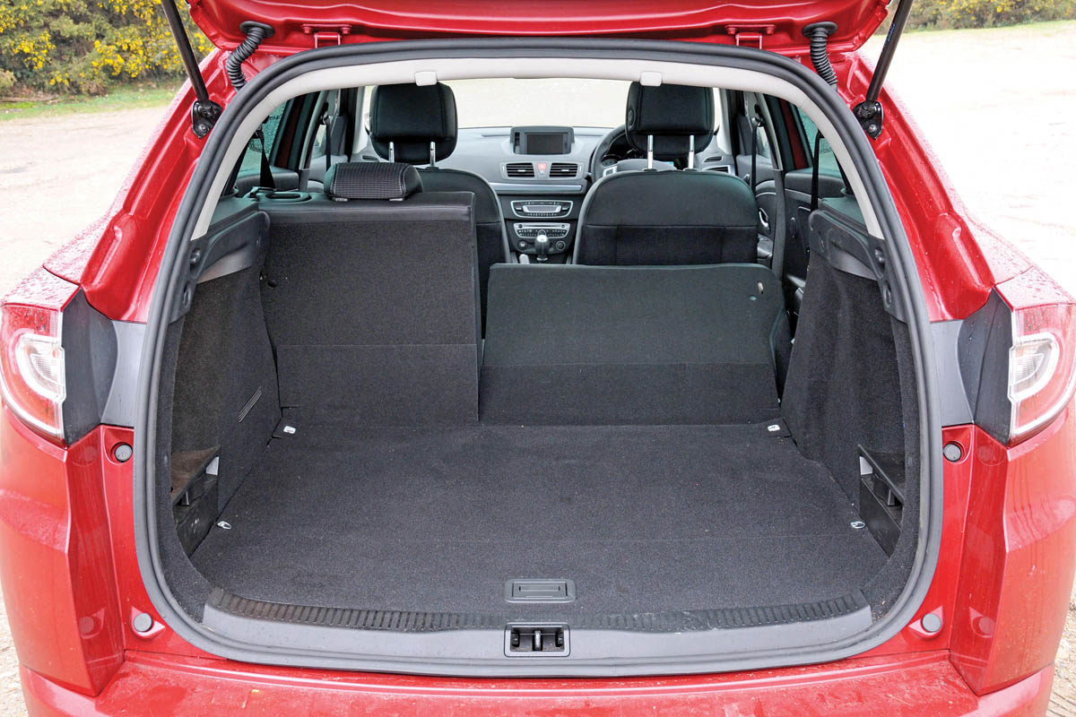 Renault Megane ST boot