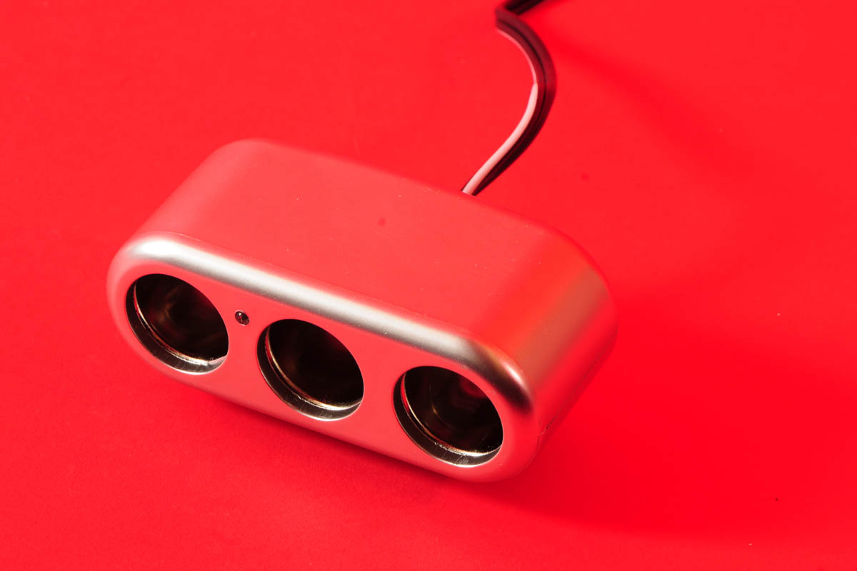 Sakura 12V Multi Socket