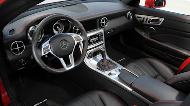 Mercedes SLK 350 cabin