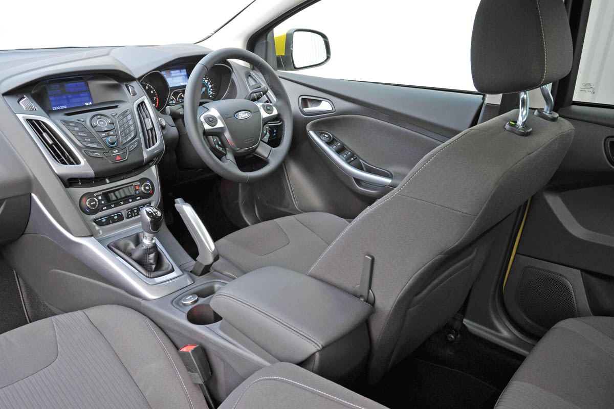 Ford Focus 1.6 EcoBoost interior