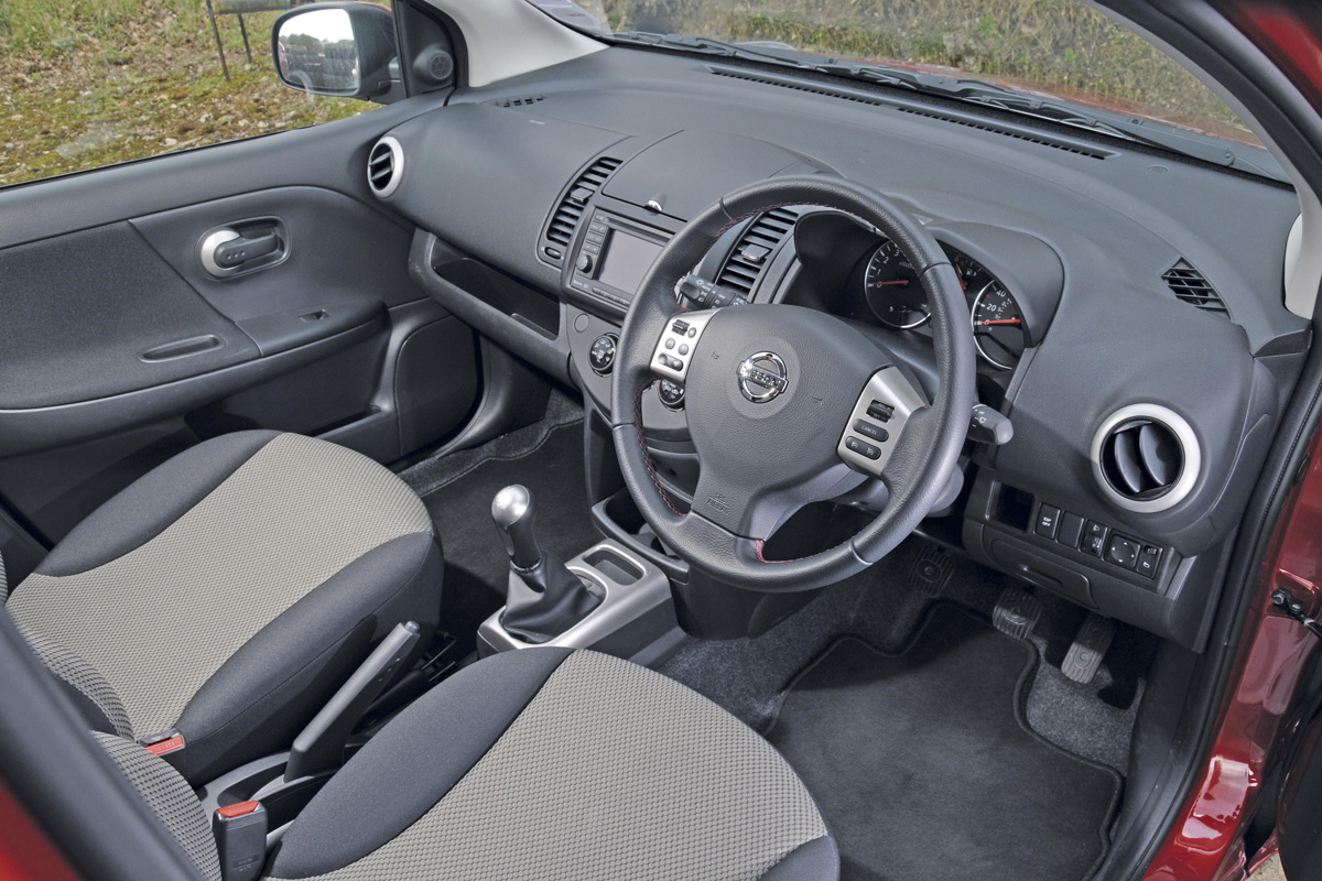 Nissan Note interior