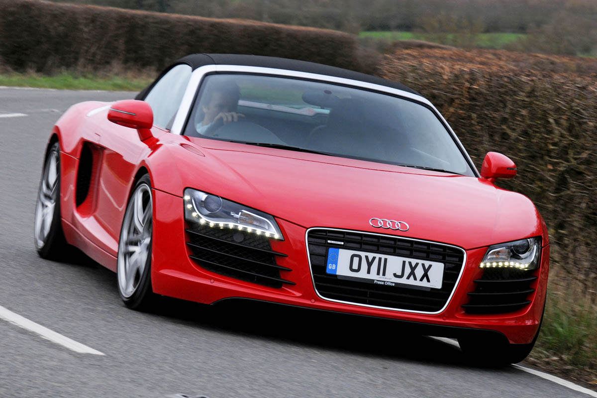 Audi R8 Spyder V8