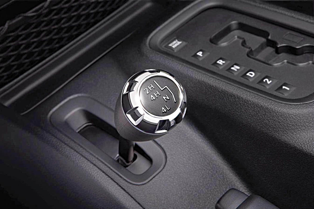 Jeep Wrangler gearstick