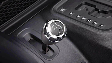 Jeep Wrangler gearstick