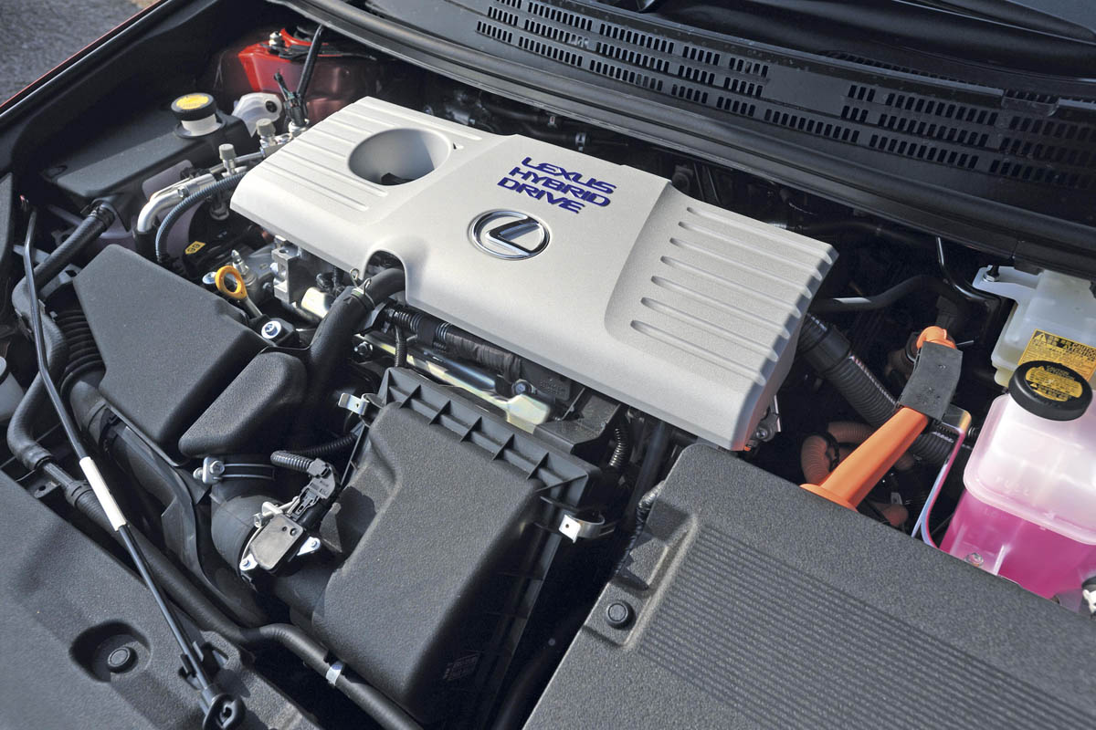 Lexus CT200h engine