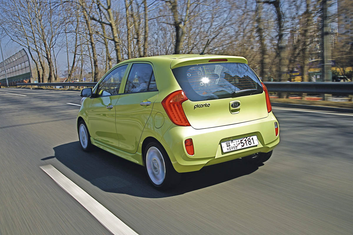 Kia Picanto rear